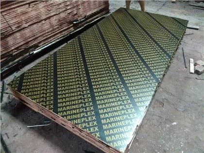 18 mm slutande plywood för konstruktion