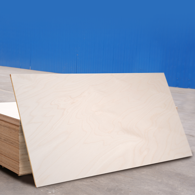 Kommersiell björkplywood