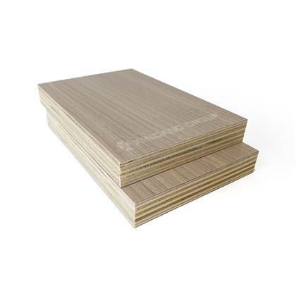 E0/E1 Grade Melamin Dekorativ Plywood 18mm